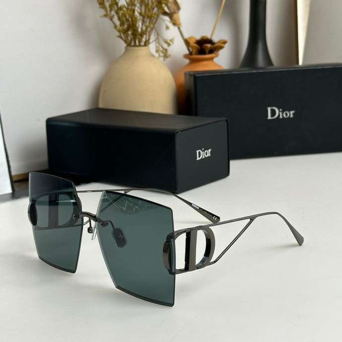 Picture of Dior Sunglasses _SKUfw52452117fw